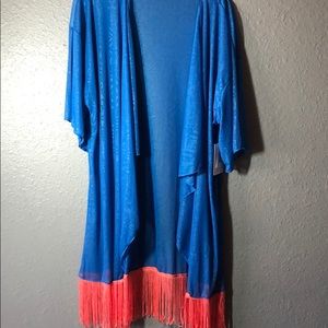 Large Lularoe fringe top royal blue with pink